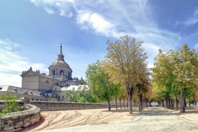 El Escorial and Valley’s Basilica Half Day Tour