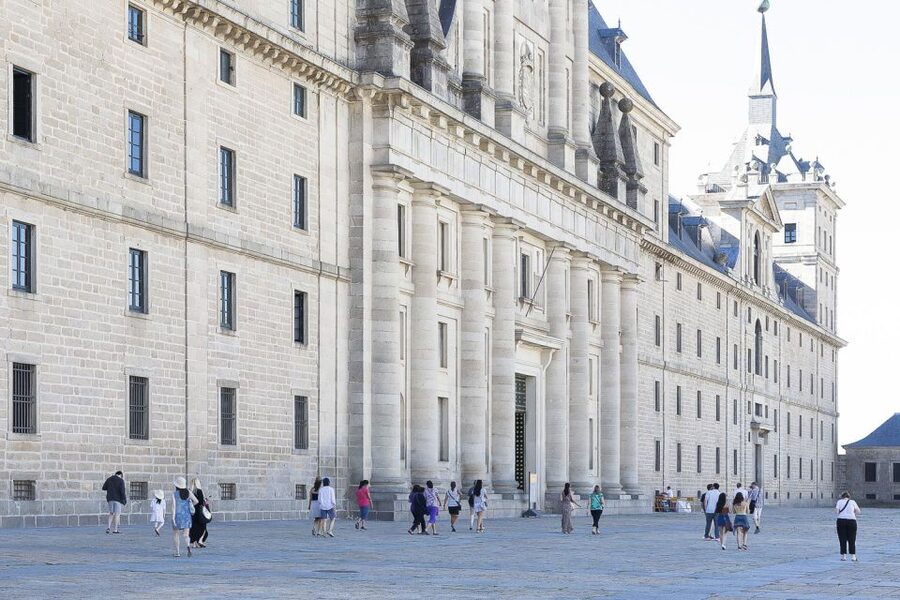 From Madrid: Escorial Monastery & Valley of the Fallen Trip - The Habsburg Palace and royal mausoleum areas you cannot ignore