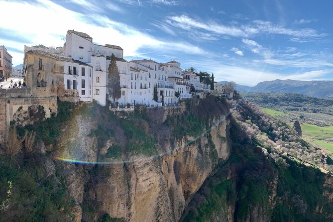 From Madrid: Gems of Andalusia 6-Day Sightseeing Tour - Ronda viewpoints and the Costa del Sol switch