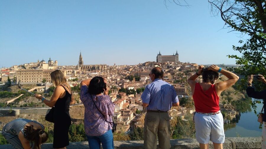 From Madrid: Guided Day Trip to Segovia and Toledo - Key highlights worth clocking before you go