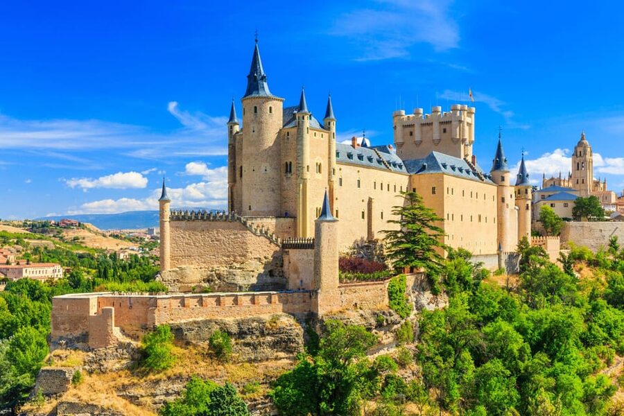 From Madrid: Guided Day Trip to Segovia and Toledo - Why this day trip makes sense from Madrid