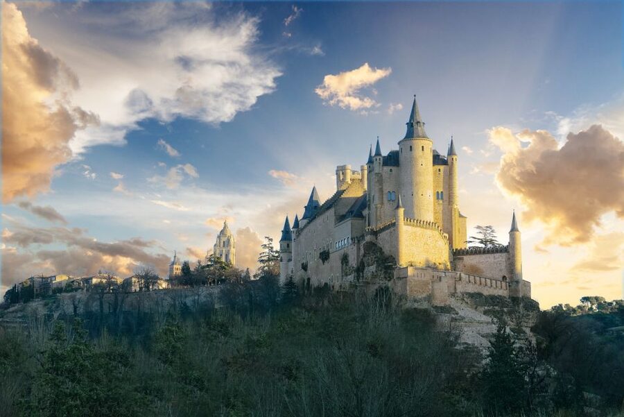 From Madrid: Segovia & Avila Day Trip with Optional Tickets - From Madrid By Bus: How the 9-hour pace feels
