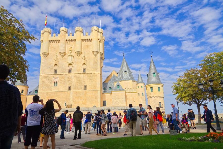 From Madrid: Segovia & Avila Day Trip with Optional Tickets - Lunch in Segovia: a real break, but don’t plan your own detours