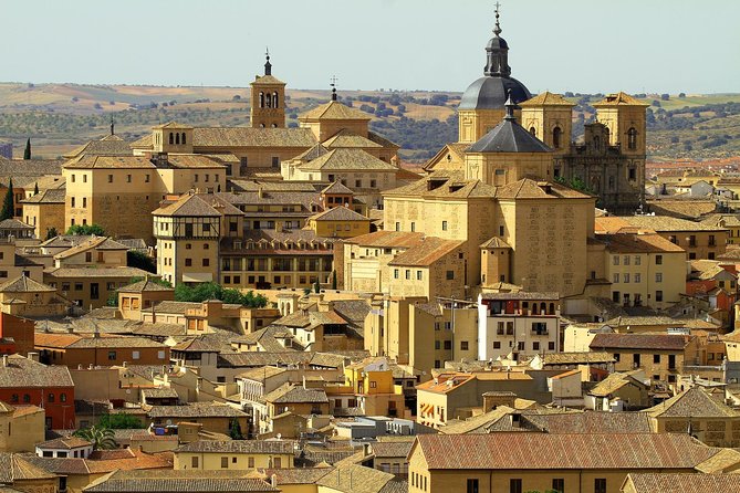 From Madrid: Segovia & Toledo with Alcazar and Cathedral - Pace, group size, and hearing the guide: the real day-to-day factors