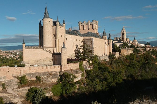 From Madrid: Segovia & Toledo with Alcazar and Cathedral - Driver comfort and bus reality: what to pack for the coach