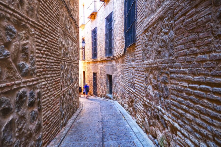 From Madrid: Toledo and Segovia Guided Day Trip - Town Hall Square, Gothic Cathedral exteriors, and the Alcázar views