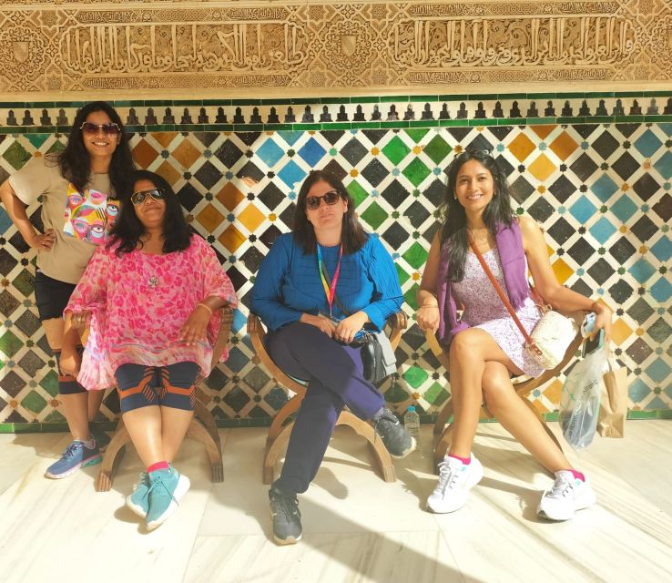 From Malaga: Alhambra Guided Tour with Entry Tickets - Palace of Charles V: The Renaissance Contrast You Might Not Expect