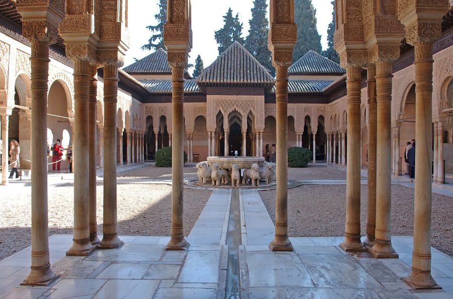 From Malaga: Alhambra Guided Tour with Entry Tickets - Price and Logistics: Is $153 Good Value?