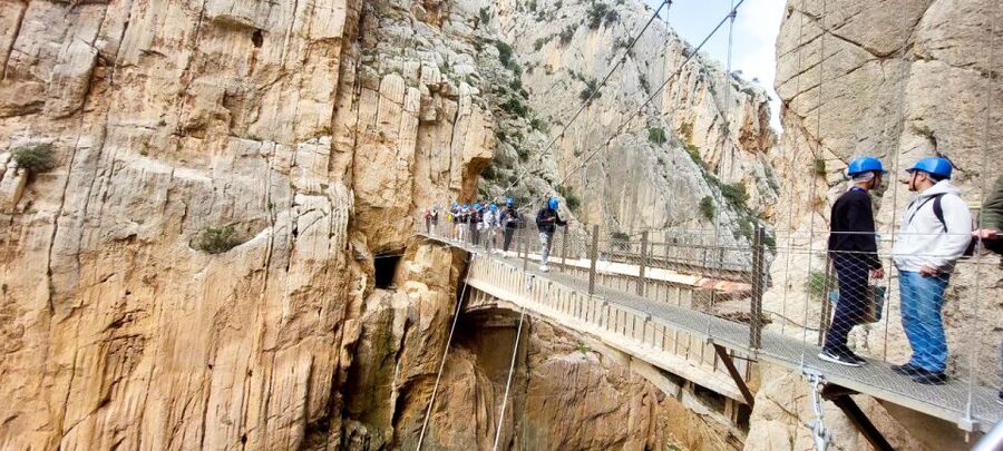 From Málaga: Caminito del Rey Guided Day Trip - Guides in English and German: the stories that make the canyon feel understandable