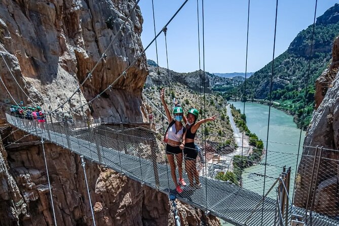 From Malaga Caminito del Rey Guided Tour with transportation - Why This Caminito del Rey Tour Works So Well
