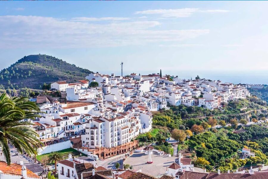 From Málaga: Caves of Nerja, Nerja and Frigiliana Day Tour - Should you book Caves of Nerja, Frigiliana, and Nerja?