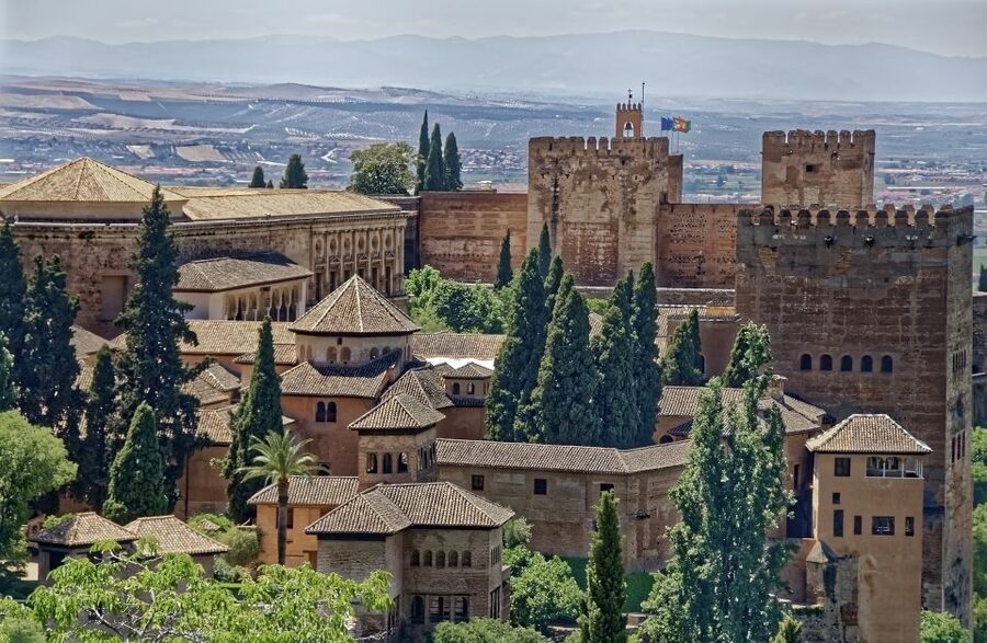 From Malaga: Granada Full-Day Trip with Alhambra - The Malaga to Granada Route, and Why It Works as a Day Trip