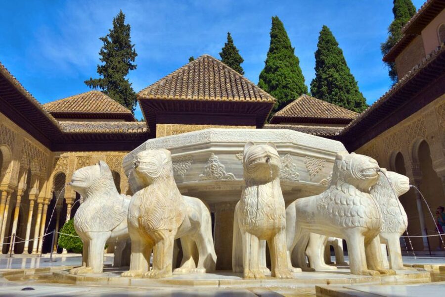 From Malaga: Granada Full-Day Trip with Alhambra - Generalife Gardens: The Waterworks and the Terraces That Change the Mood