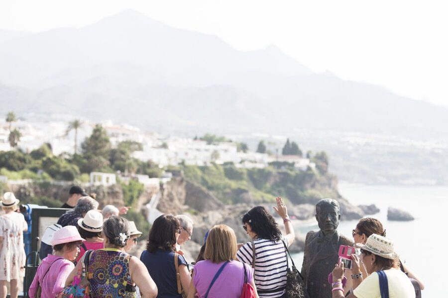 From Malaga: Nerja and Frigiliana Tour - Malaga to Frigiliana and Nerja: why this bus day works