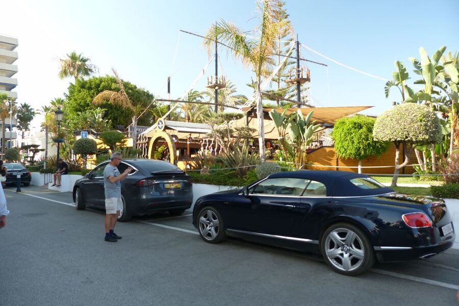 From Malaga or Costa del Sol: Mijas, Marbella & Puerto Banus - Coach Ride Setup, Pickup Options, and Timing That Actually Helps