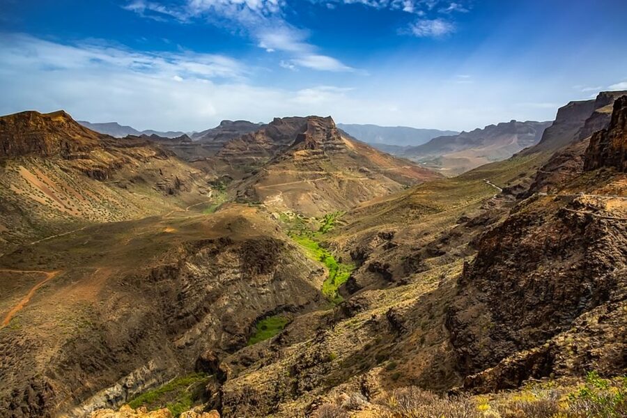 From Mogán/Maspalomas/Arguineguín: Gran Canaria Day Tour - Arucas free time: black-stone grandeur and an old-town stroll