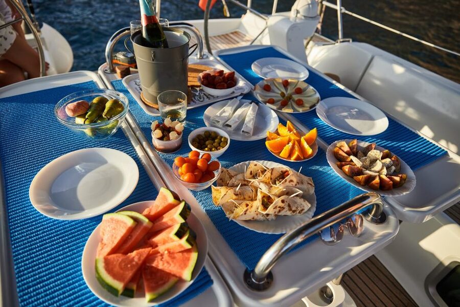 From Puerto de Mogán: Sailboat Trip with Food and Drinks - Price and value: what you’re really paying for