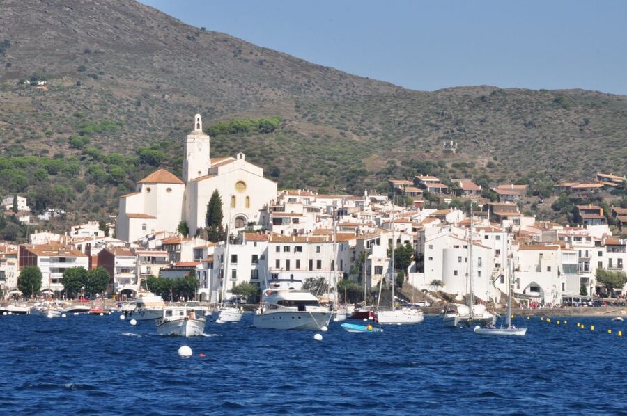 From Roses: Catamaran Cruise to Cap de Creus - Where you meet in Roses, and how the 5.5 hours work in real life