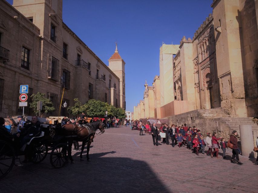 From Seville: Cordoba, the Mosque and Carmona Day Trip - Córdoba’s Jewish Quarter walk in the Judería de Córdoba
