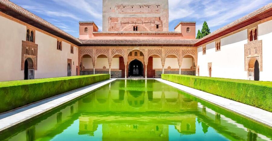 From Seville: Granada & Alhambra Tour with Optional Ticket - Key Points Before You Go
