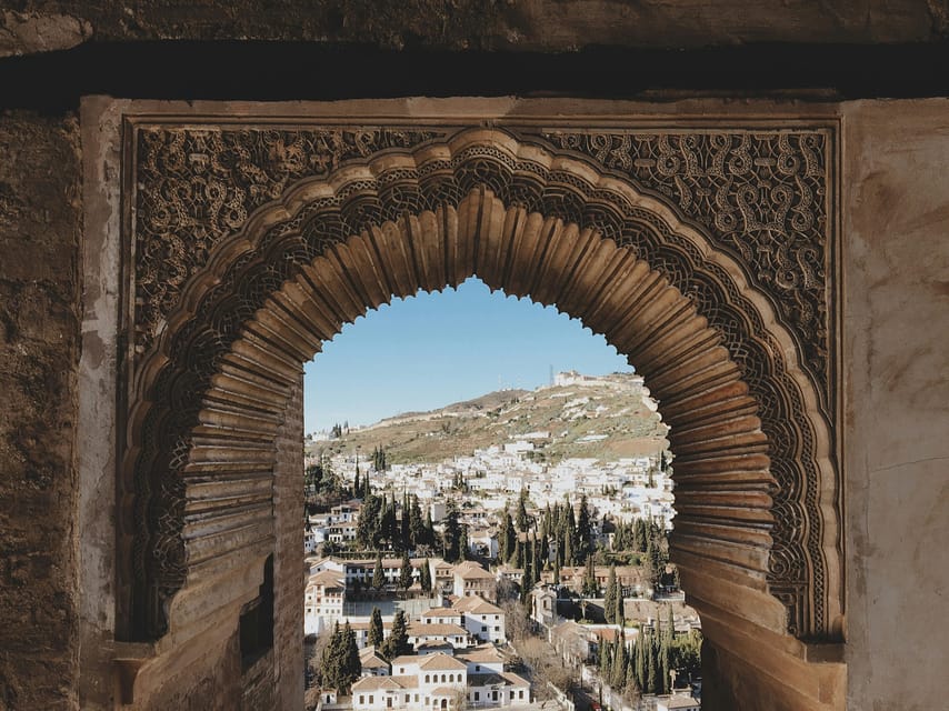 From Seville: Granada & Alhambra Tour with Optional Ticket - How the Coach, Break Stops, and Guides Shape Your Day