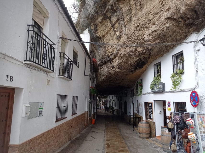 From Seville: Ronda+Setenil de las Bodegas Day Trip - What to bring for comfort and better photos