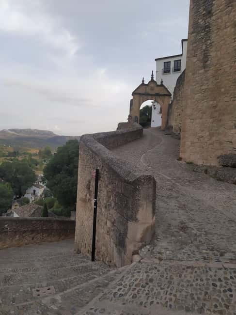 From Torremolinos: Ronda + Setenil de las Bodegas Day Trip - Setenil de las Bodegas Free Time: Short Window, Big Atmosphere