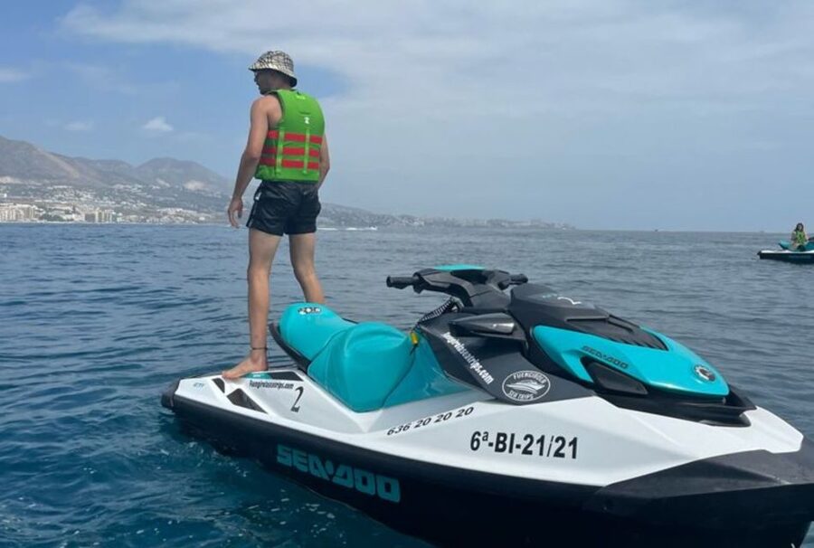 Fuengirola: Best Jet Ski Rental - Gear, fuel, insurance, and lockers: the real value of the package