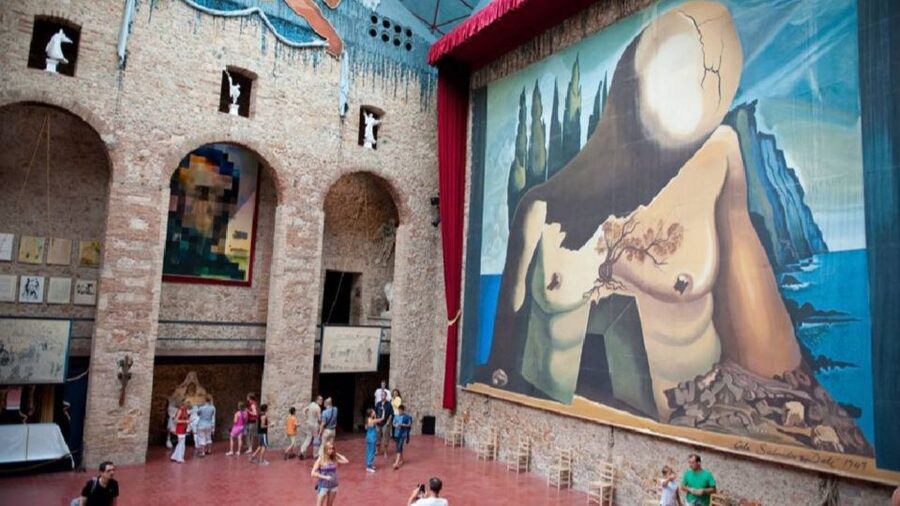 Girona and Figueres Full-Day Tour with Hotel Pick Up - Girona Cathedral, River Onyar, and the medieval walls viewpoints