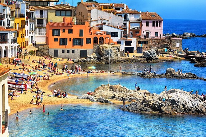 Girona & Costa Brava Small-Group Tour with Pickup from Barcelona - Walking level, stairs, and what to wear so you enjoy the day