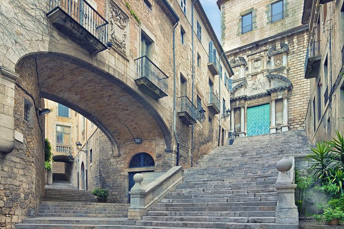 Girona Full Day Tour from Barcelona - A Girona day trip that actually works without a car