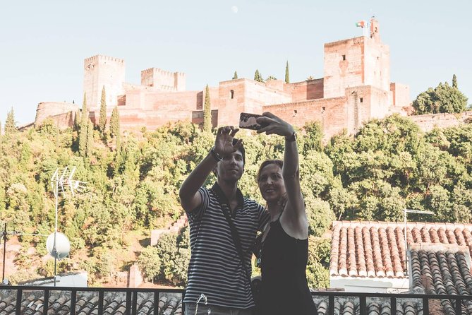 Golden Hour in Granada: Sunset Walking Tour with Play Granada - Key highlights you should care about