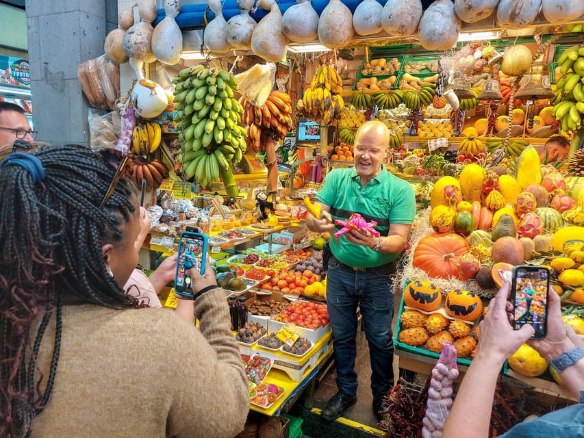 Gran Canaria 7 Highlights Small Group Tour with Tapas Picnic - Vegueta and Las Palmas main squares, fruit colors and markets