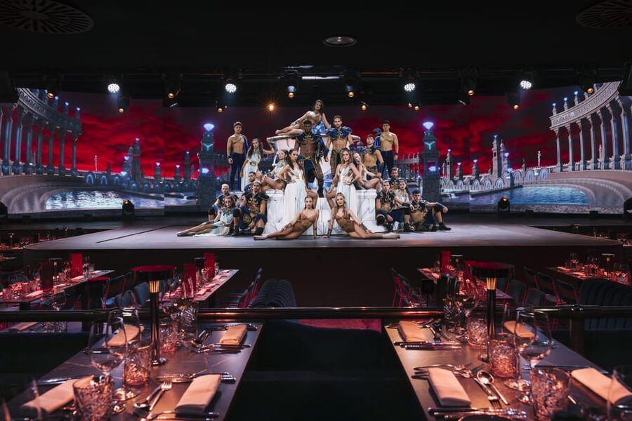 Gran Canaria: Origen Dinner Show at Sala Scala - Drinks, Service, and the Pace of Requests