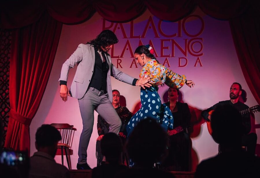 Granada: 1-Hour Traditional Flamenco Show at Palacio - The weekly line-up: big names, but the value stays the same