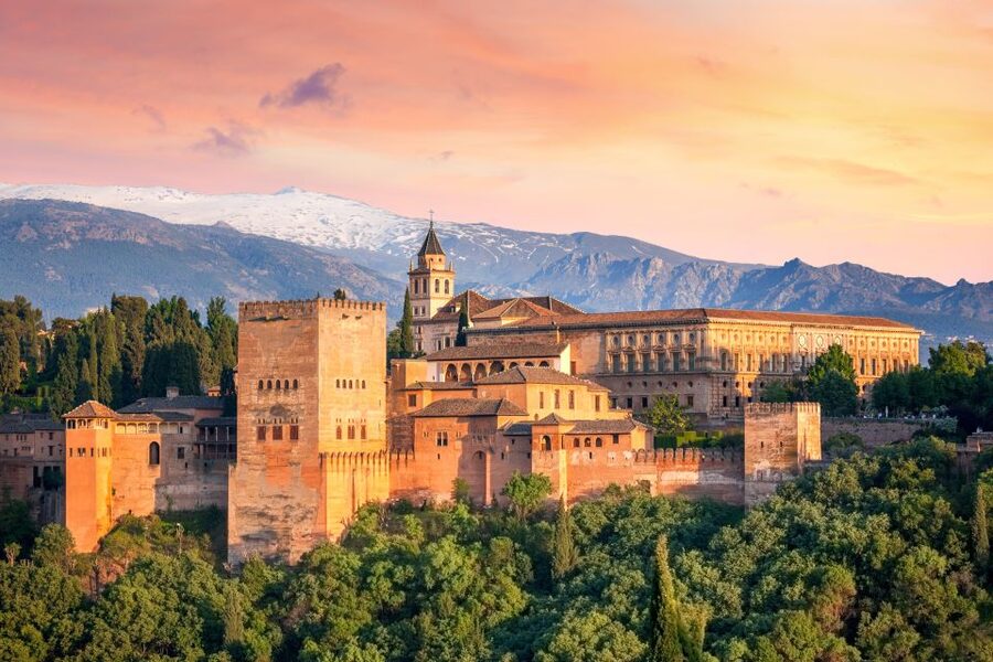 Granada: 3-Hour Alhambra and Generalife Gardens Guided Tour - The 3-hour Alhambra route, stop by stop