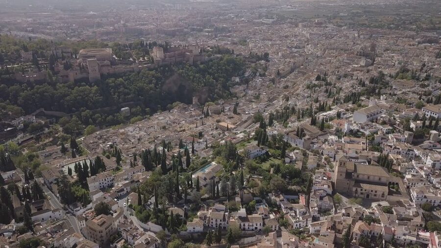 Granada: Albaicin and Sacromonte E-Bike Tour - The bikes and the ride difficulty, what you should realistically expect