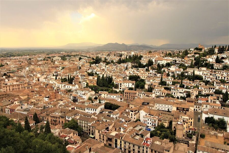 Granada: Albaicín, Sacromonte & Museum of Caves Walking Tour - Albaicín’s UNESCO streets: Old Granada’s maze and meaning