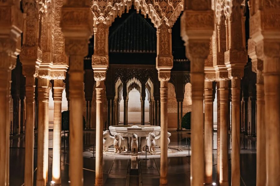 Granada: Alhambra and Nasrid Palaces Guided Tour at Night - Entering smoothly: tickets, ID, and what you need on you