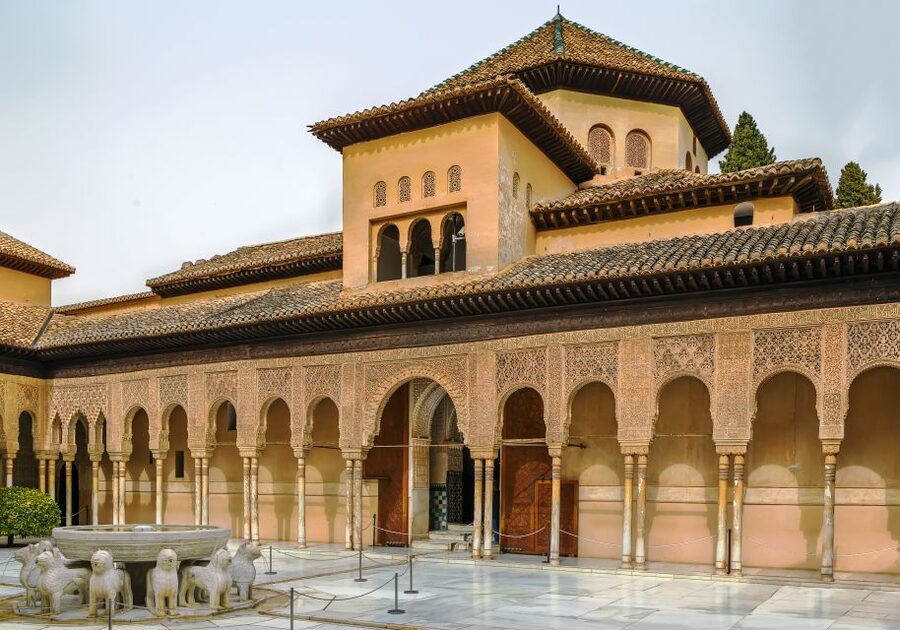 Granada: Alhambra and Nasrid Palaces Private Tour - Price and Value: Is $330 Per Person Worth It?