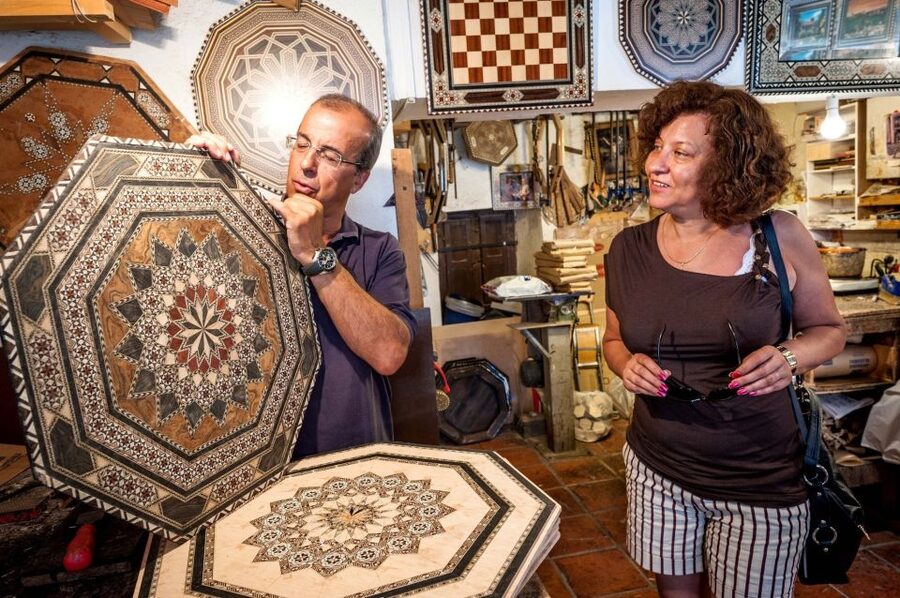 Granada: Alhambra Complex Guided Tour Options - Price value around $40: what you’re really paying for