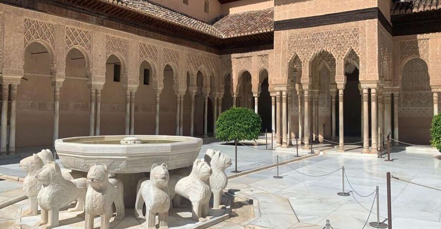Granada: Alhambra Complex Guided Tour with Ticket - Nasrid Palaces: The Art and Meaning You’ll Actually Notice