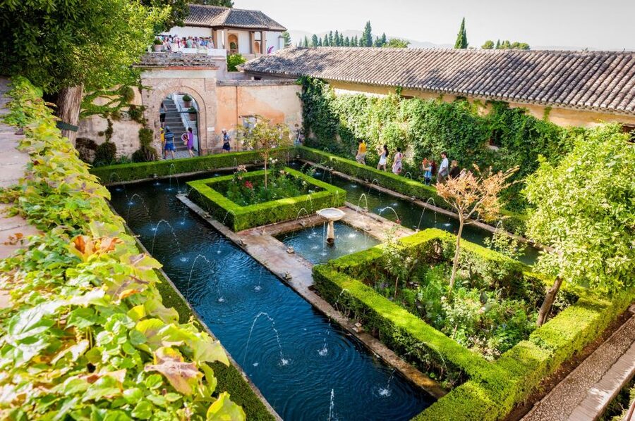 Granada: Alhambra Entry Ticket with Audio Guide - Using the Audio Guide GPS Like a Pro