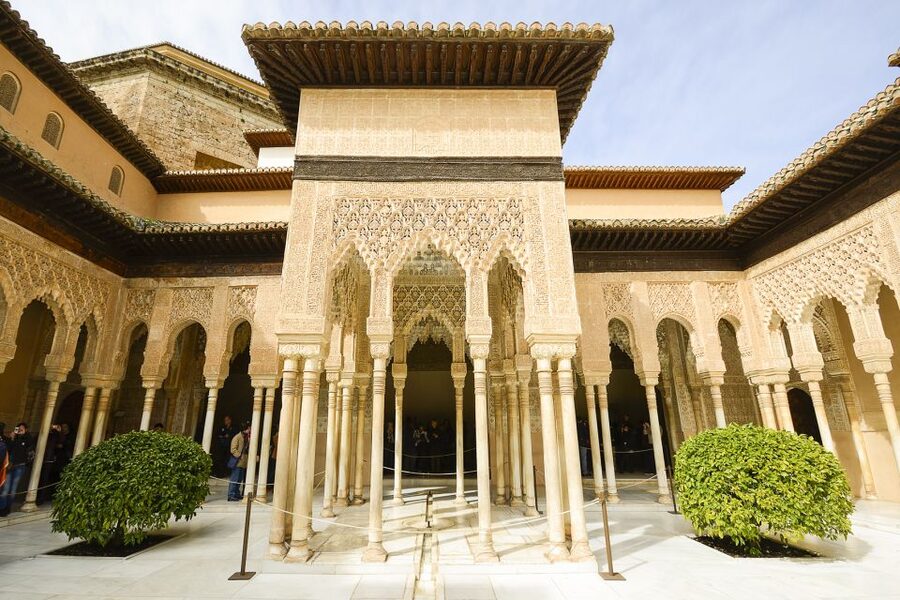 Granada: Alhambra Fast-Track Guided Tour - Why Alhambra Feels Less Overwhelming With Fast-Track Tickets