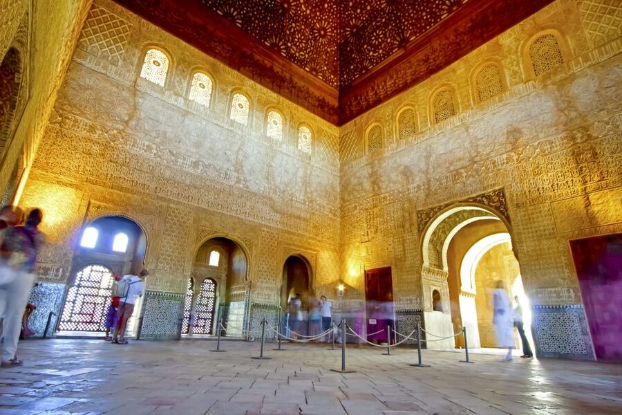Granada: Alhambra Fast-Track Guided Tour - Small Group Size (Up to 10) and Headphones: The Difference Maker