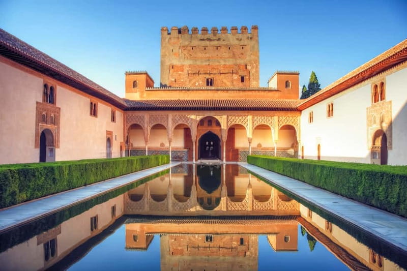 Granada: Alhambra & Gardens Tour w/Nasrid Palaces Option - Palace of Charles V: A Quick Contrapoint to the Moorish World
