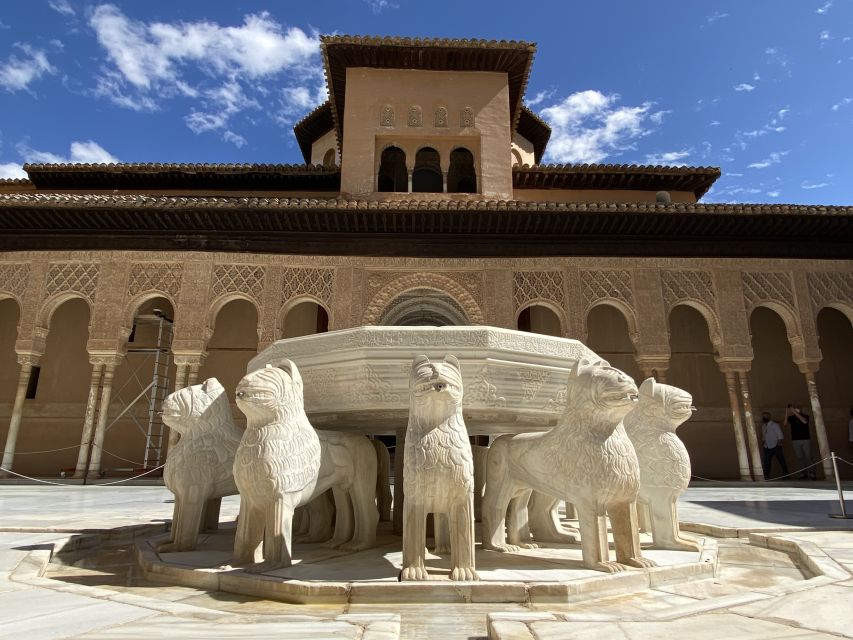 Granada: Alhambra & Generalife Fast-Track Guided Tour - Price and Logistics: Is $88 a Smart Bet
