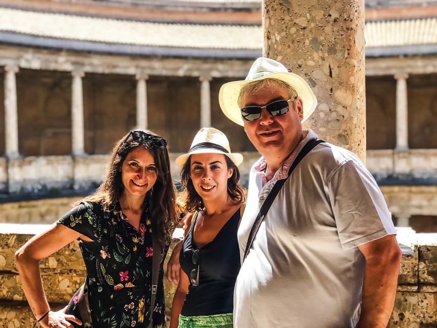 Granada: Alhambra & Nasrid Palaces Tour with Tickets - Nasrid Palaces First Glance: Why the Courtyards Hit Hard