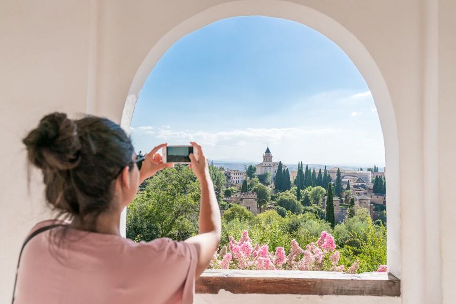 Granada: Alhambra Ticket and Guided Tour with Nasrid Palaces - The fast-track feel: priority entry and a separate group route