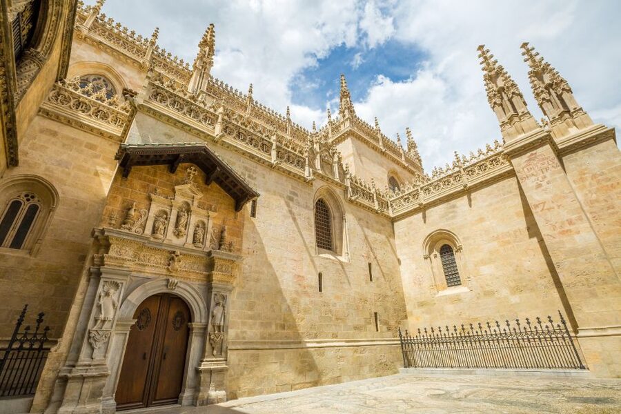 Granada: Cathedral & Royal Chapel Skip the Line Tour - Royal Chapel of Granada: Isabelline Gothic and the royal tombs